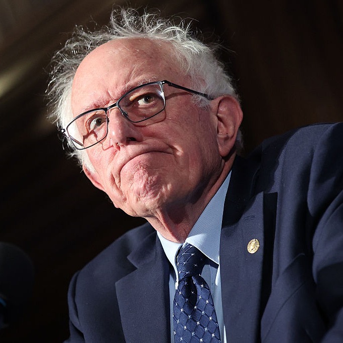 Bernie Sanders wants to share AI profits with the American public episode artwork