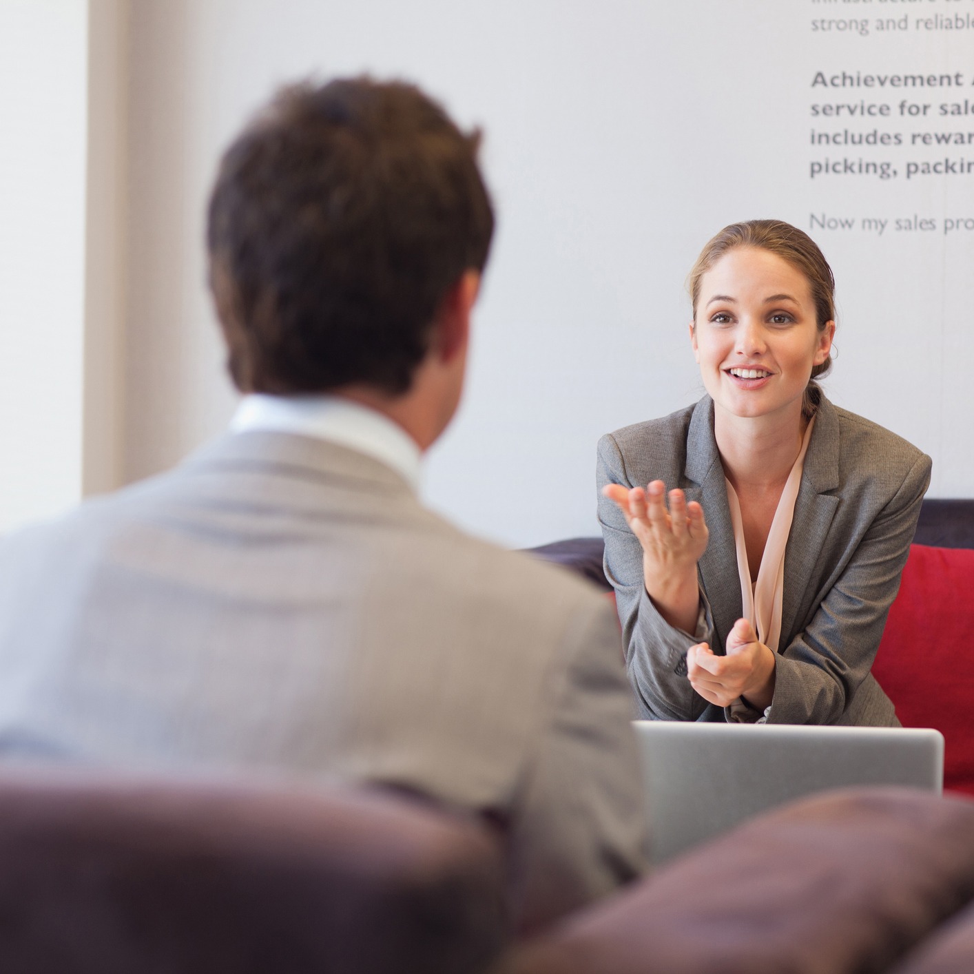 Bringing parents to a job interview - yay or nay? episode artwork