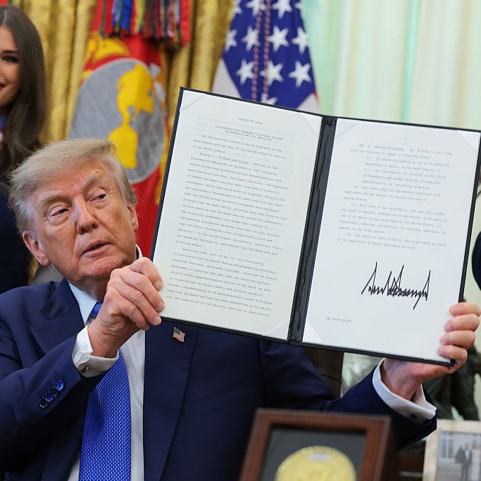 A local doctor reacts to Trump's new vaccine plan episode artwork