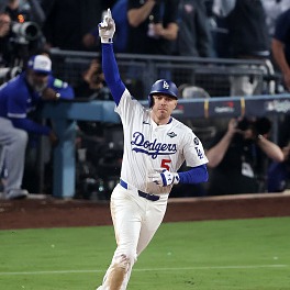 Paul Molitor reacts to the incredible 18 innings World Series baseball last night Paul Molitor reacts to the incredible 18 innings World Series baseball last night