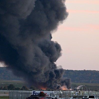 UPS plane crash, credit card delinquencies rising & tips to stay warm