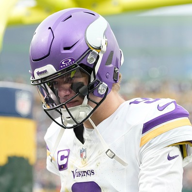 Chip Scoggins reacts to an atrocious weekend of Minnesota football for the Vikings and Gophers