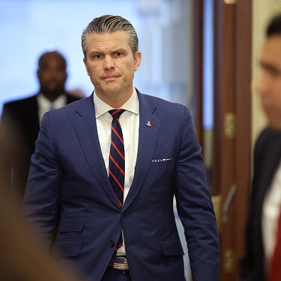 Pete Hegseth should be embarrassed & Kyler Murray episode artwork