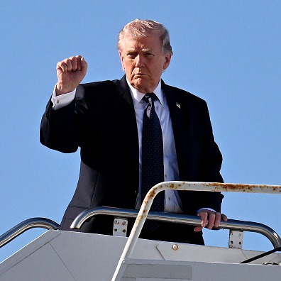 What is the White House loving about the first week in Iran and what do they find troubling? Major Garrett joins! episode artwork
