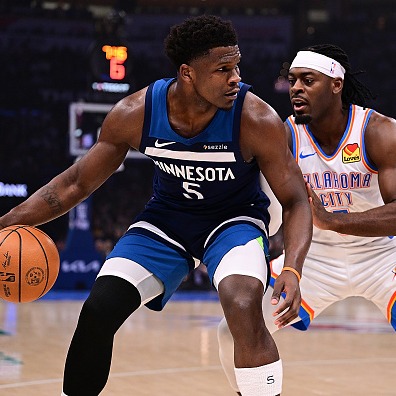Chip Scoggins on the Wolves floundering, a slow Twins start and more! episode artwork