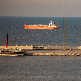 What will an extended Navy blockade in the Strait of Hormuz do to the oil market and gas prices? Patrick De Haan joins! episode artwork