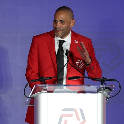 Who is Tony Sanneh picking to take the World Cup championship match on Sunday? episode artwork