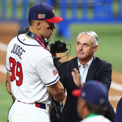 Henry says requiring MLB players to play Olympic baseball in 2028 is insane episode artwork