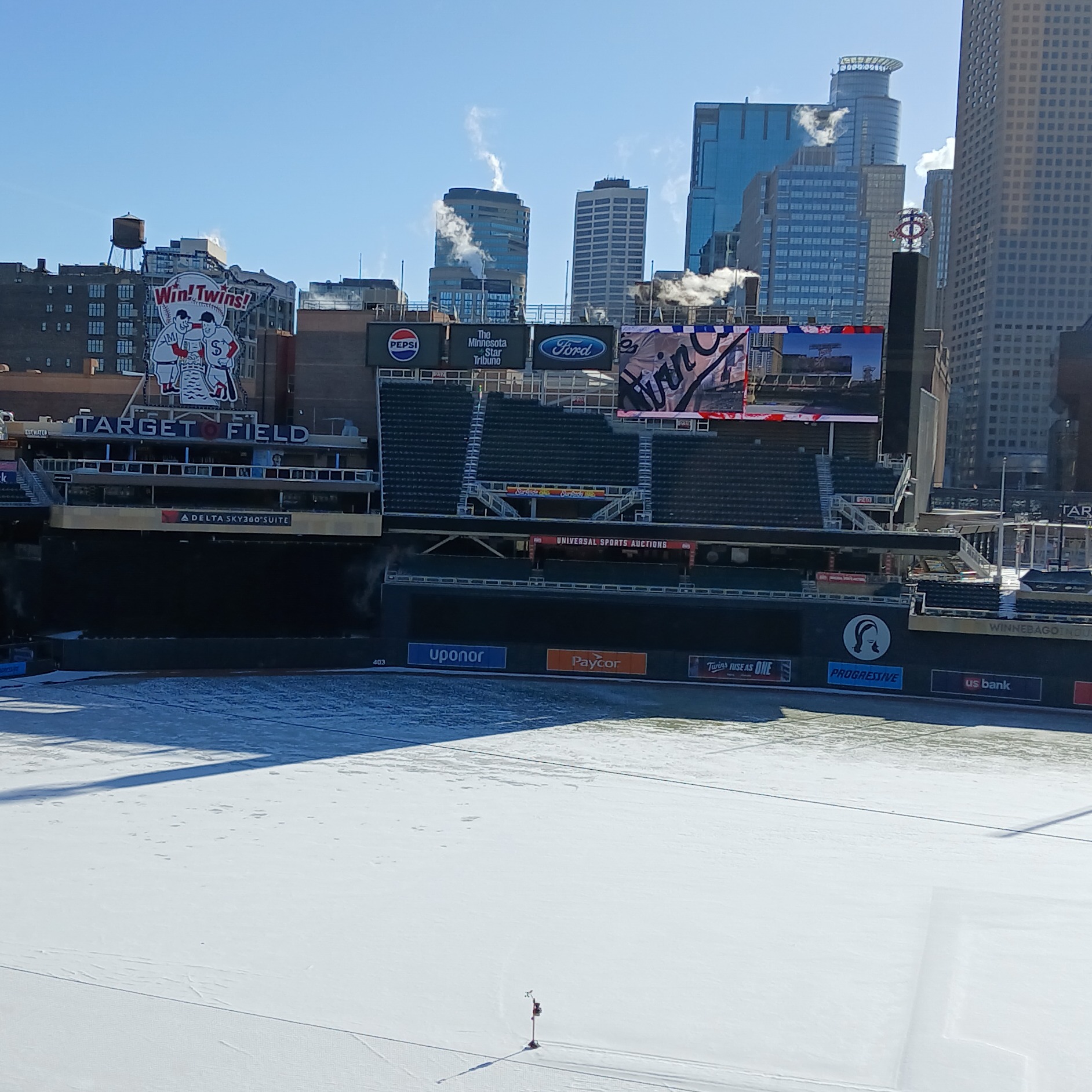 LIVE from TwinsFest: 2pm Hour