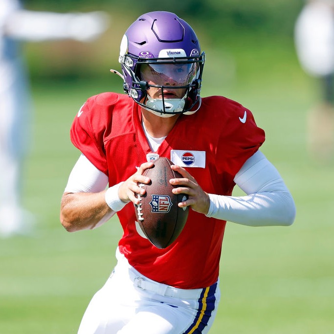 Dane Mizutani recaps this past week of Vikings training camp! episode artwork