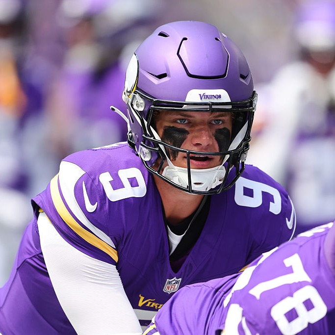 Matthew Coller previews Vikings-Bears, JJ McCarthy, Justin Jefferson and more! episode artwork