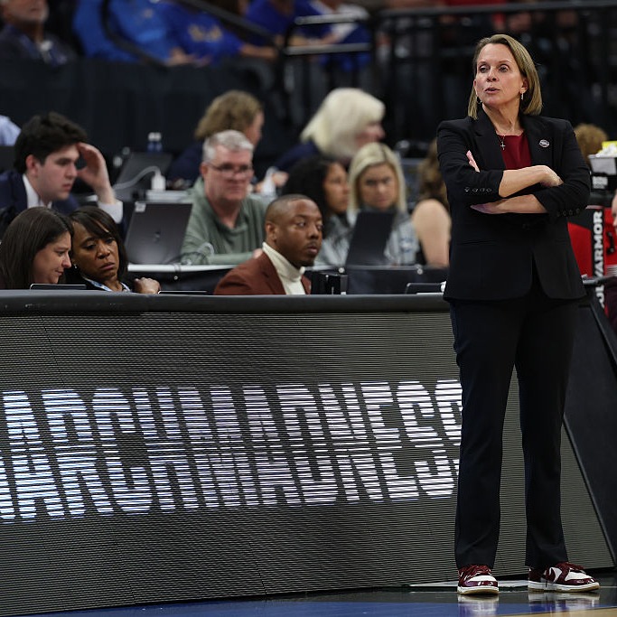 Dawn Plitzuweit recaps the incredible Sweet 16 run from the Gophers! episode artwork
