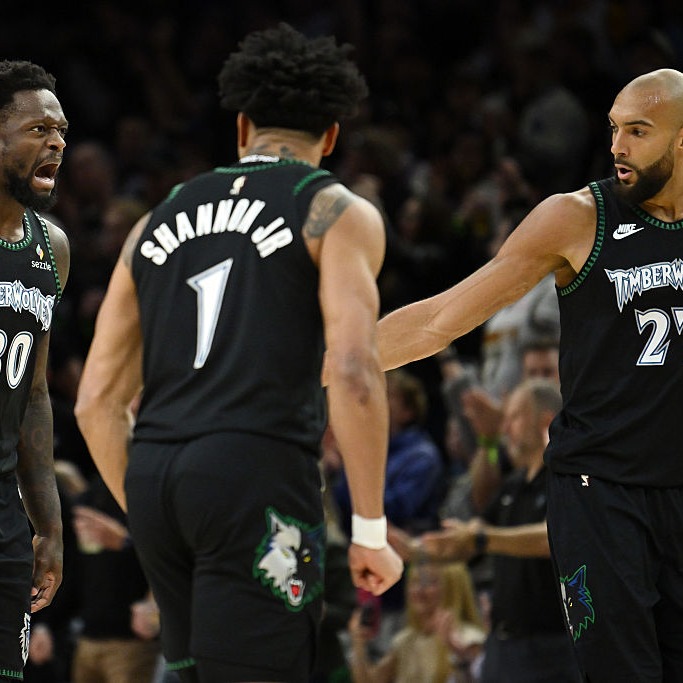 Jon Krawczynski on Timberwolves digging deep to get to San Antonio! episode artwork