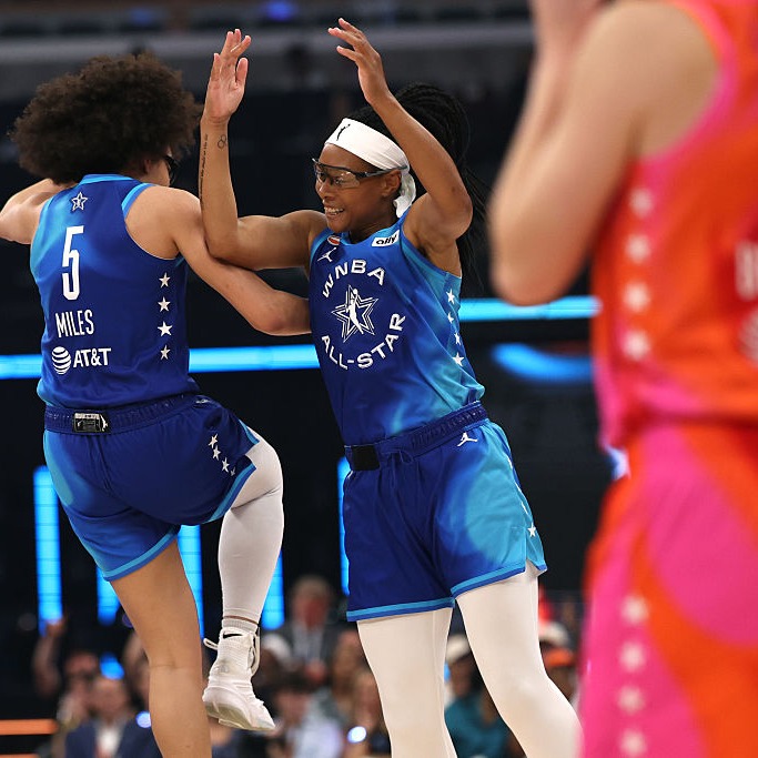 Lynx stars shine, Twins pitching woes, Vixen victory and Cade Tyson trouble! episode artwork