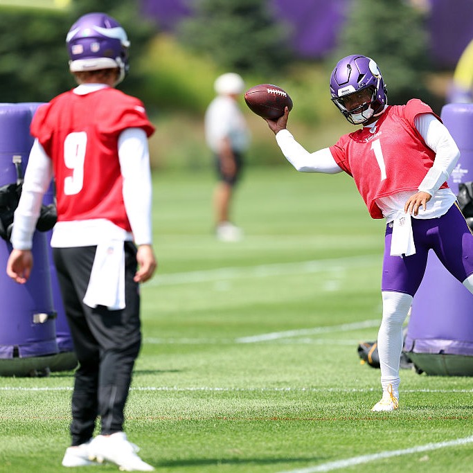 Matthew Coller recaps the first week of Training Camp, Vikings signings! episode artwork