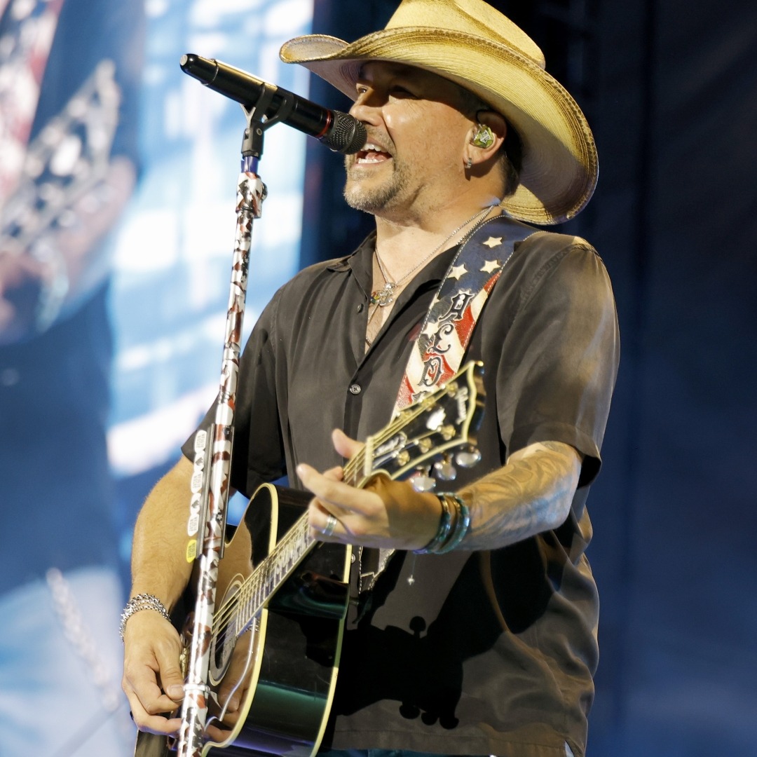 Jason Aldean at Sanford Stadium episode artwork