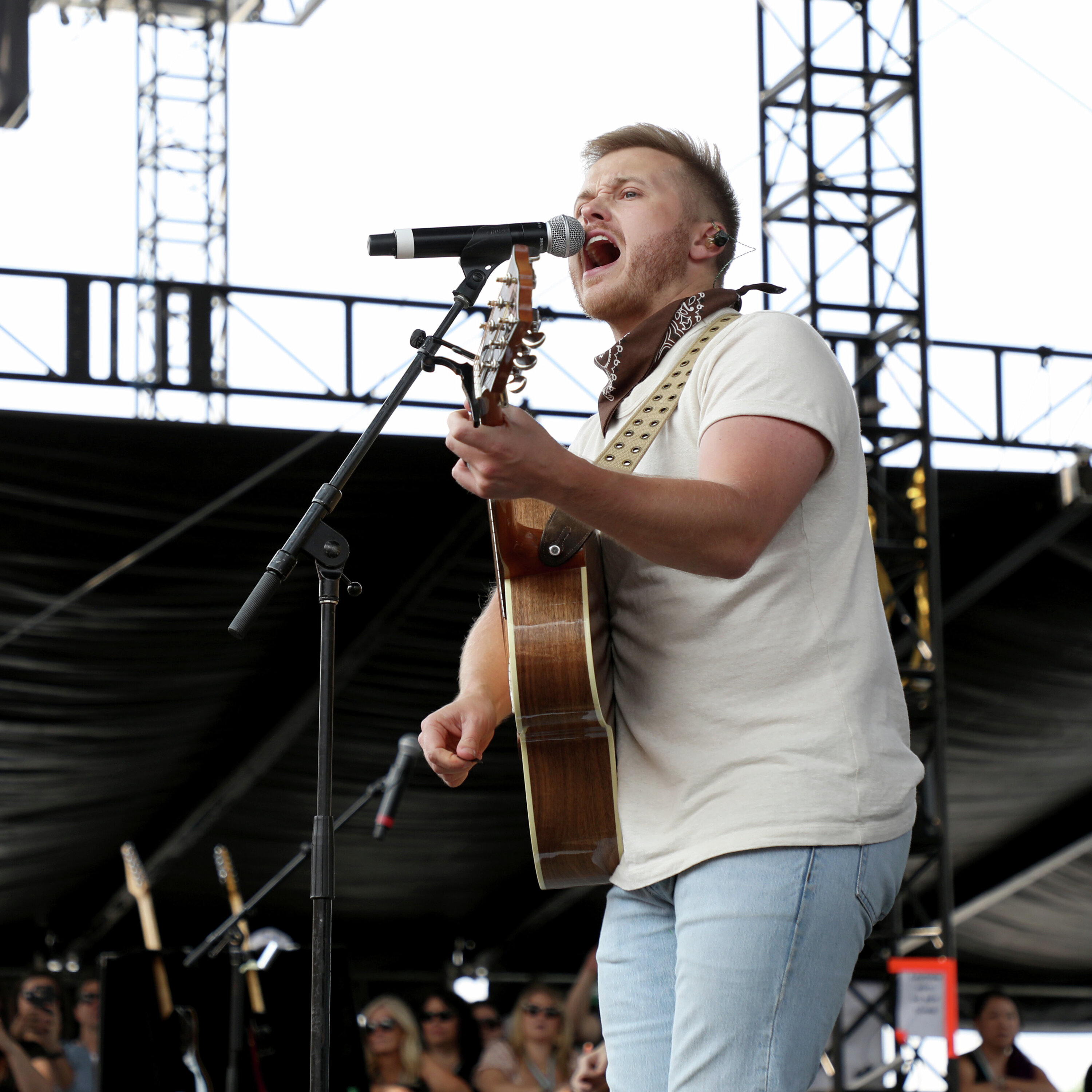 Country Artist Interviews