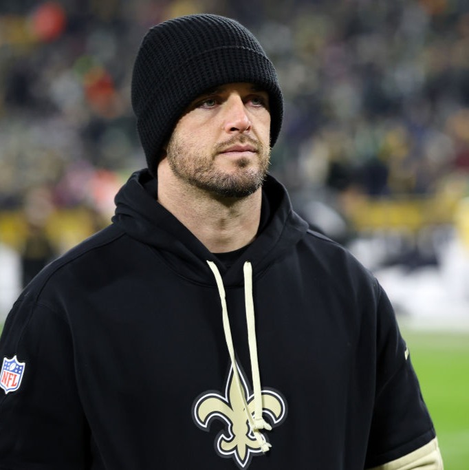 Derek Carr is retiring from the NFL