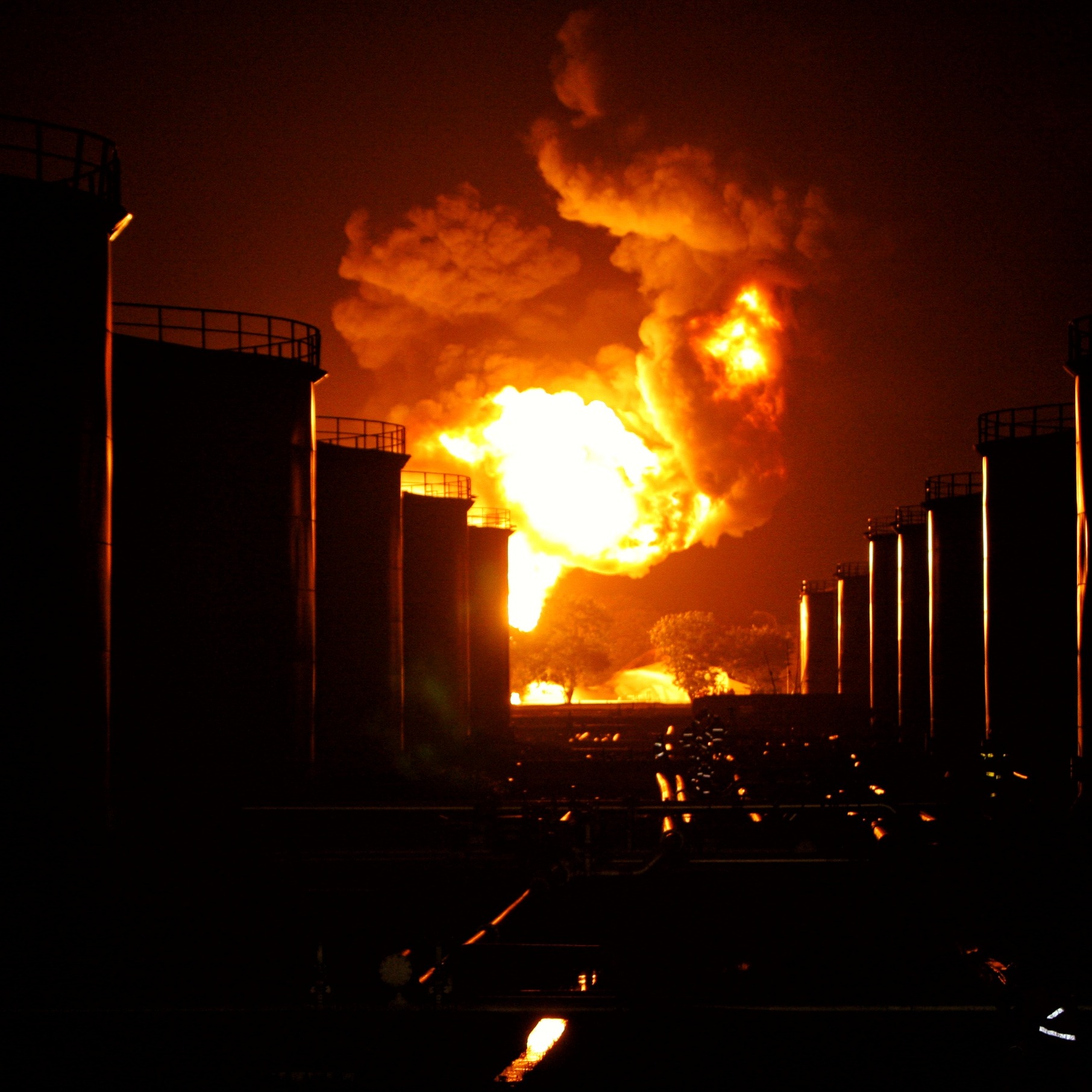 St. Bernard Parish President Louis Pomes gives the latest updates on the refinery explosion that shook homes and sparked a major emergency response