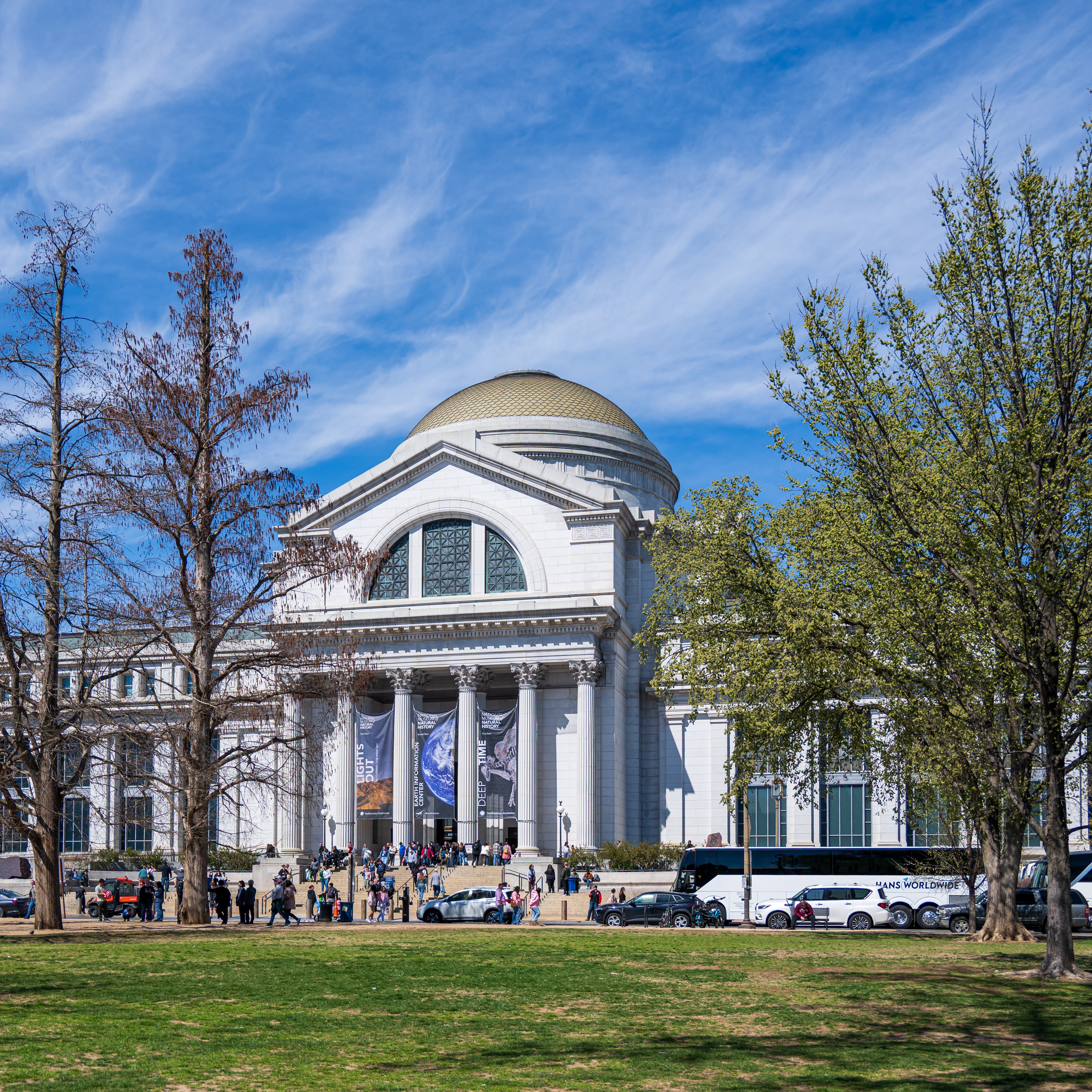 Hour 1: Has the Smithsonian changed how it tells America's story? episode artwork