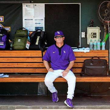 LSU baseball is likely to miss the NCAA tournament. How did this happen? episode artwork