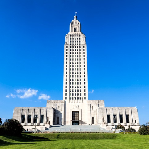 Hour 2: Redistricting mess and avoiding scammers episode artwork
