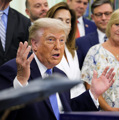 President Trump says "I love the inflation." What? episode artwork