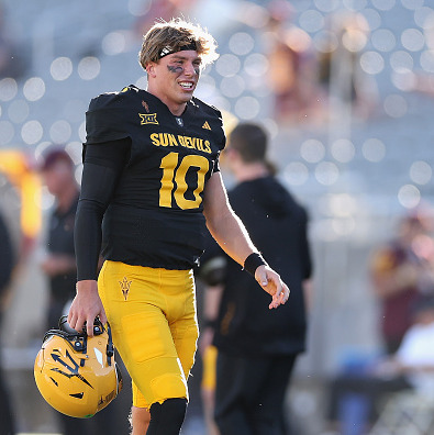 LSU QB Sam Leavitt is loving the transfer to Baton Rouge episode artwork
