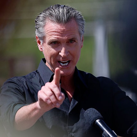 King Trump inadvertently gives Gavin Newsom the spotlight: Full Show 6/11/2025