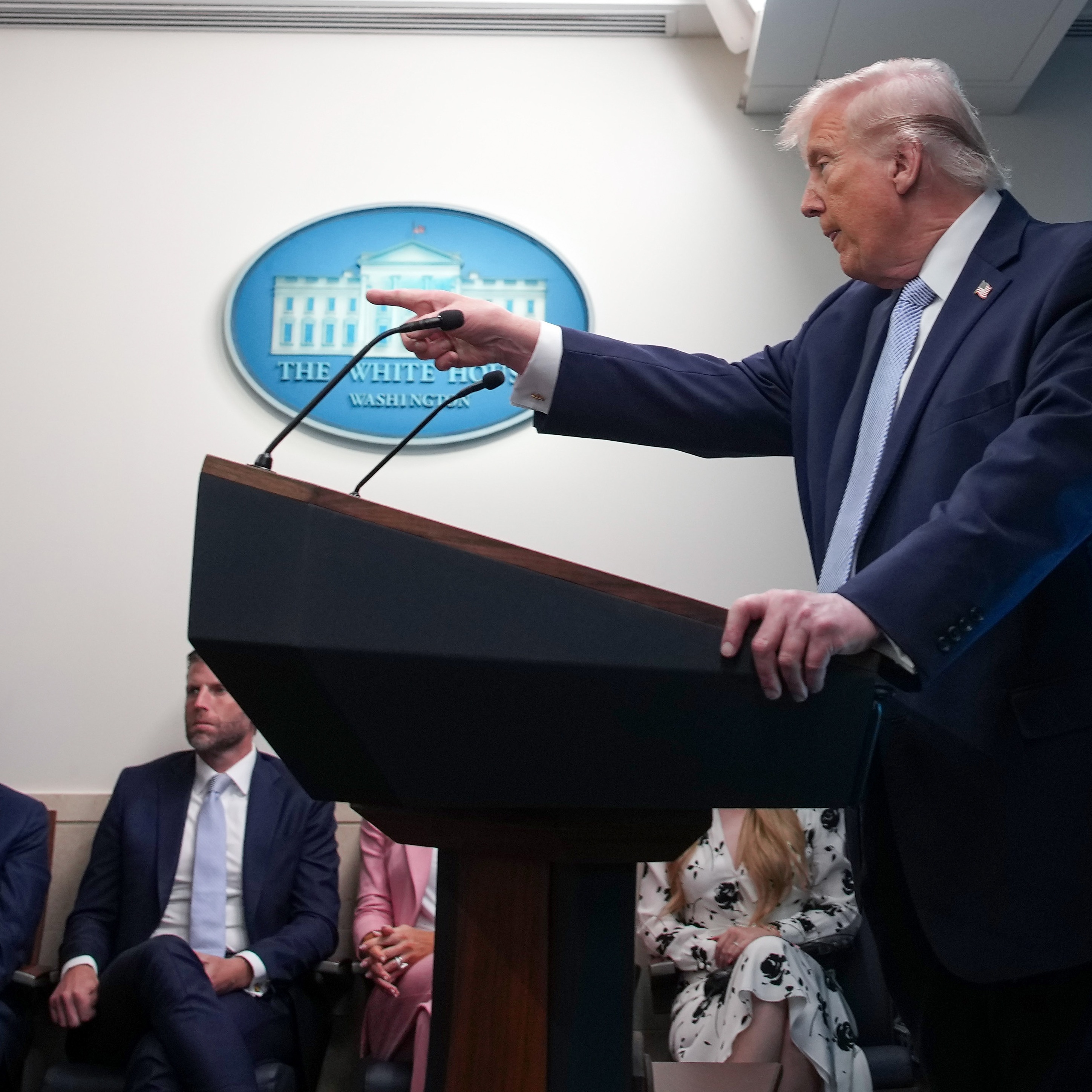 Ian Hoch Hour 1: Trump takes Iran brinkmanship to a new %#__AW_FEED_ITEMS_PLACEHOLDER_3F9B1A__-ing level episode artwork