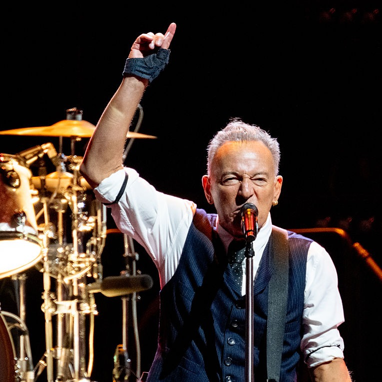 Hour 2: Bruce Springsteen speaks out on stage - do we like that or not? episode artwork