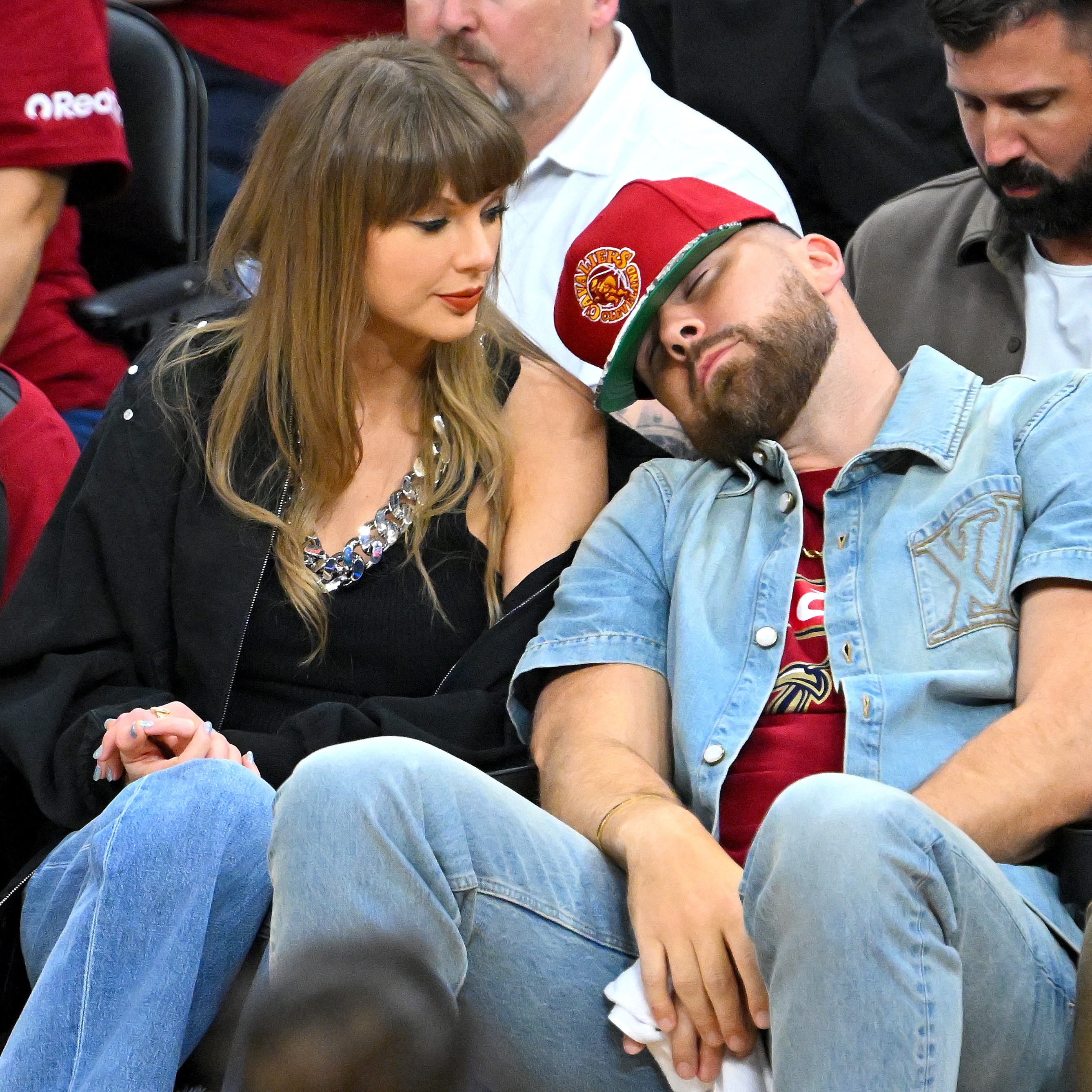 Hour 3: Taylor Swift and Travis Kelce are heavily rumored to be getting married this weekend episode artwork