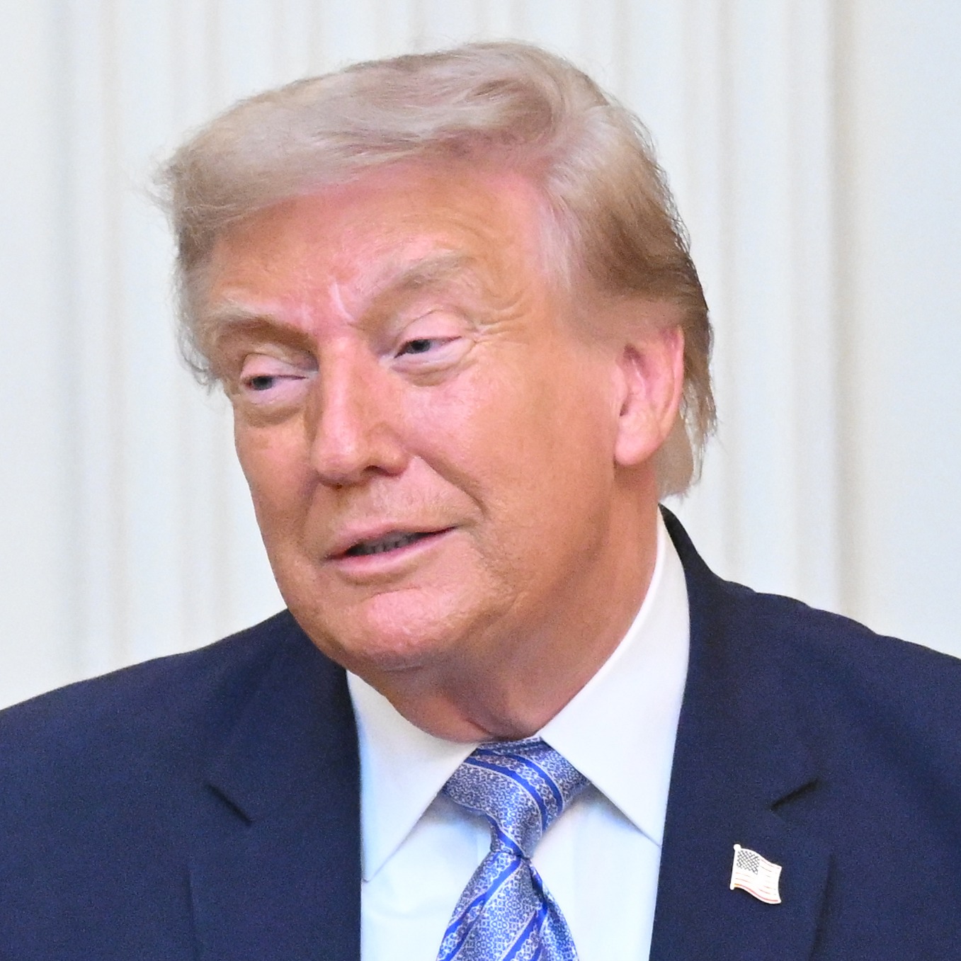 Hour 1: Scoot reacts to Trump's speech, "the lamest, factless speech of any President" episode artwork