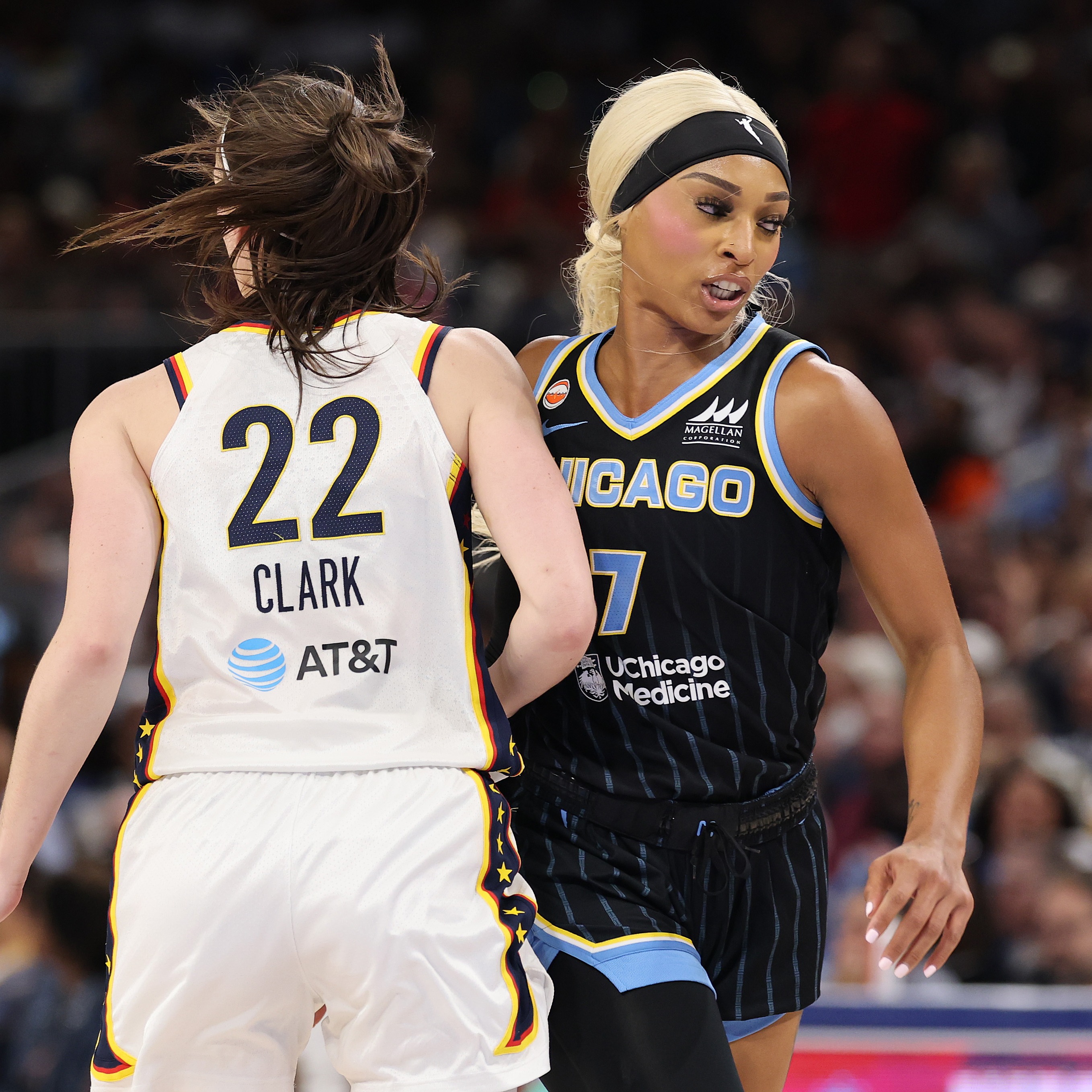 Is Barkley right saying the that the WNBA is hurting itself with the Caitlyn Clark hatred? episode artwork