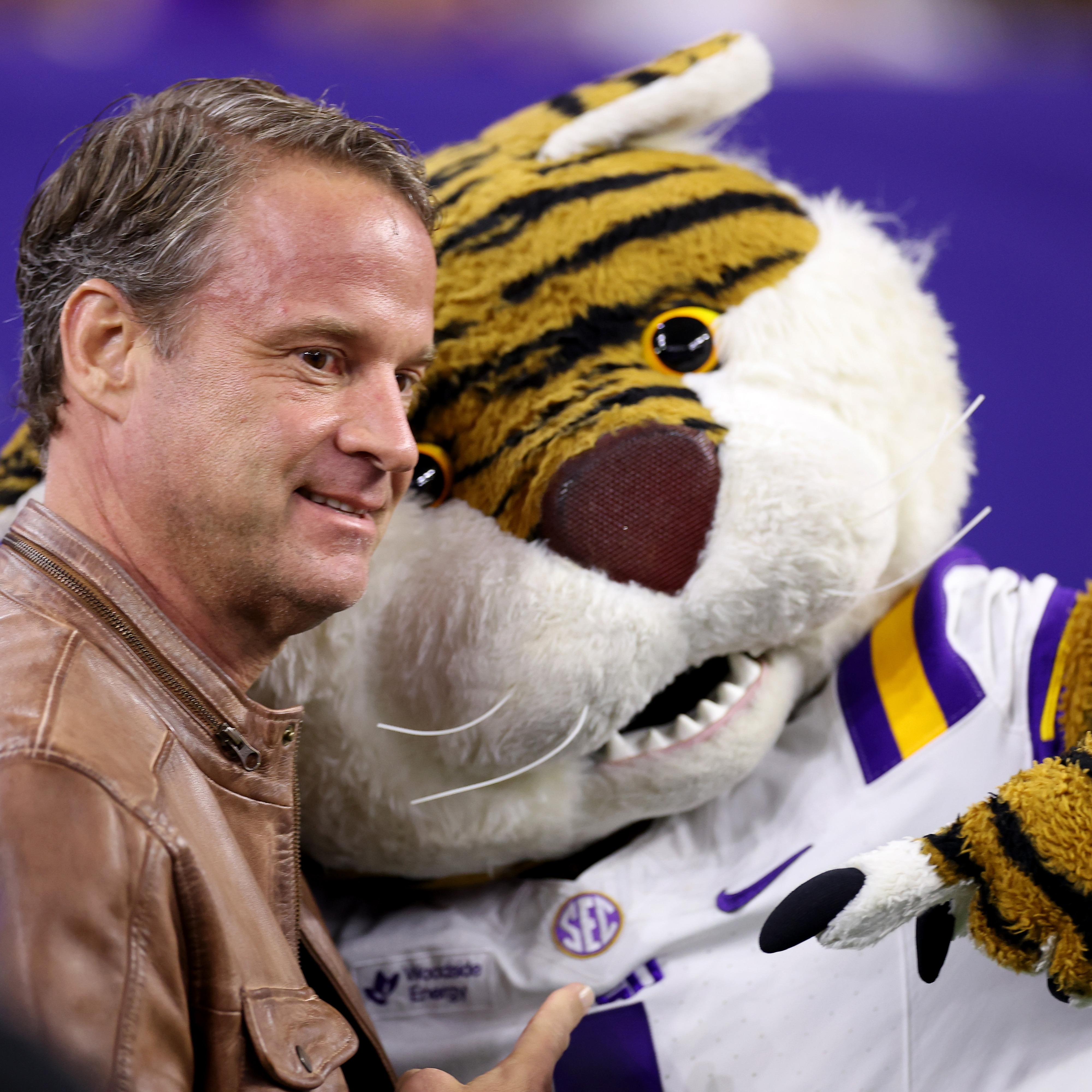 Hour 1: Lane Kiffin is pleased with LSU's "dramatic improvement" on the OL at Spring episode artwork