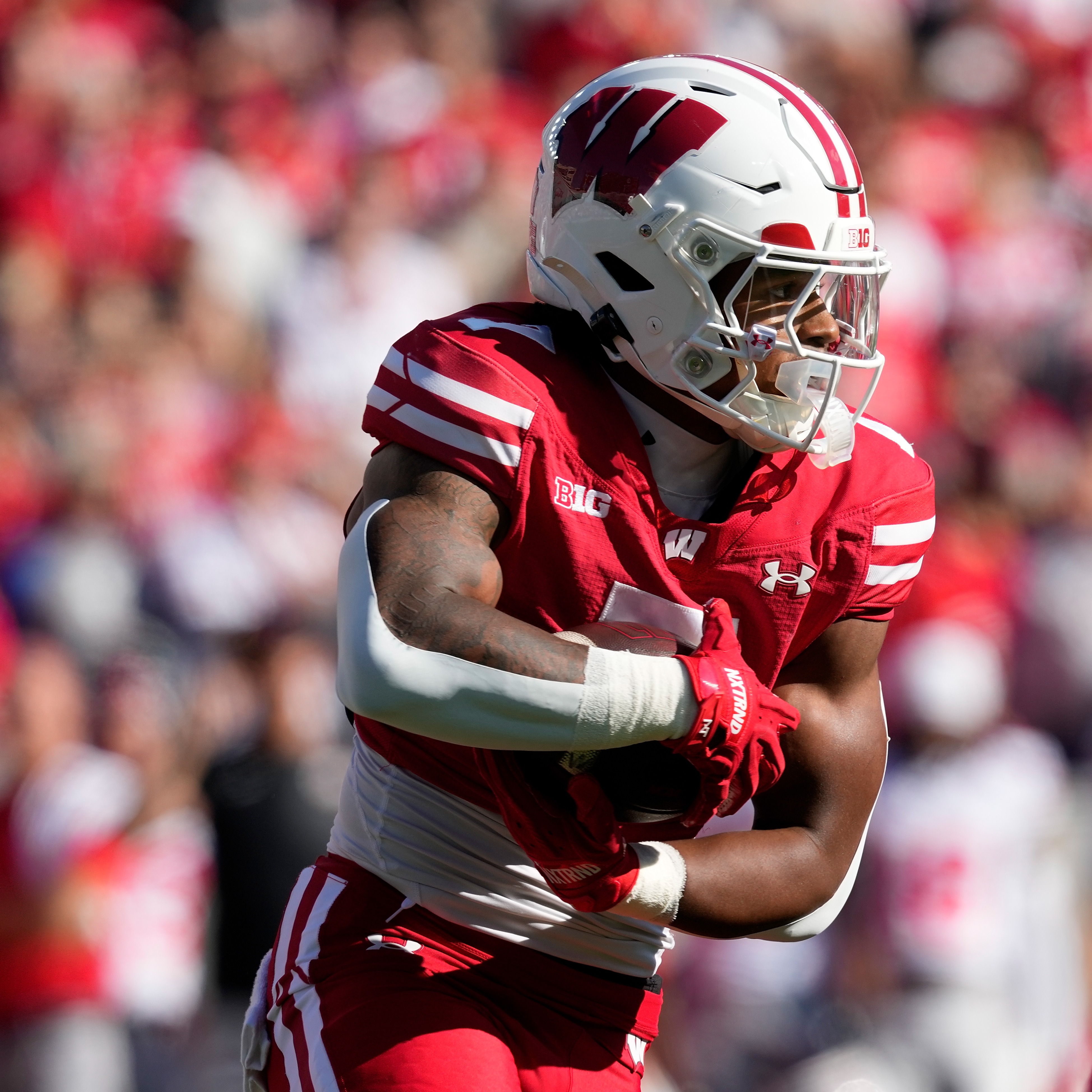 Hour 3: LSU head coach Lane Kiffin has been impressed with new RB Dilin Jones episode artwork