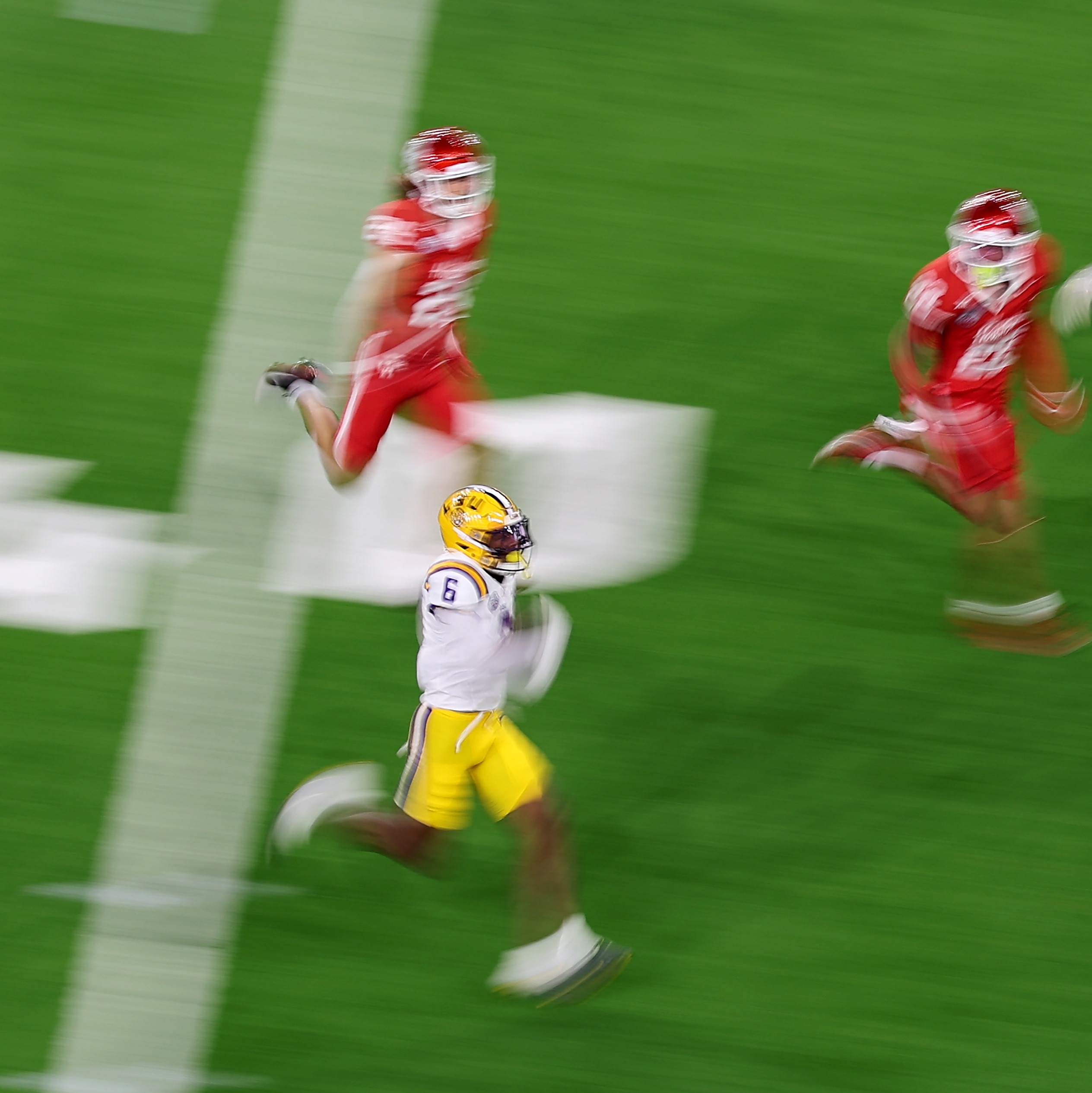 Hour 4: The Saints' new group of young wideouts have speed, speed, speed episode artwork
