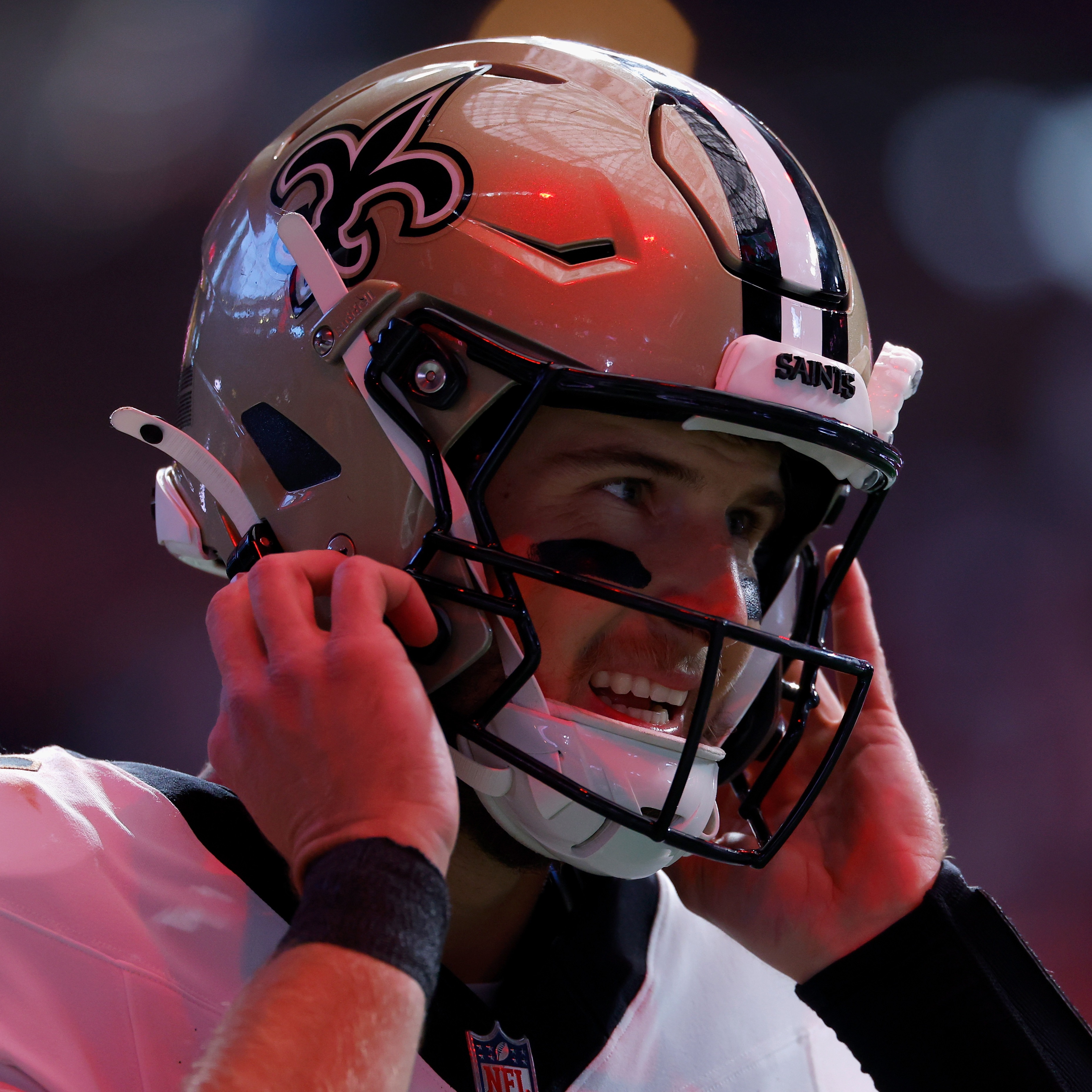 Fourcade: Tyler Shough has to take his sophomore season "one play at a time" episode artwork