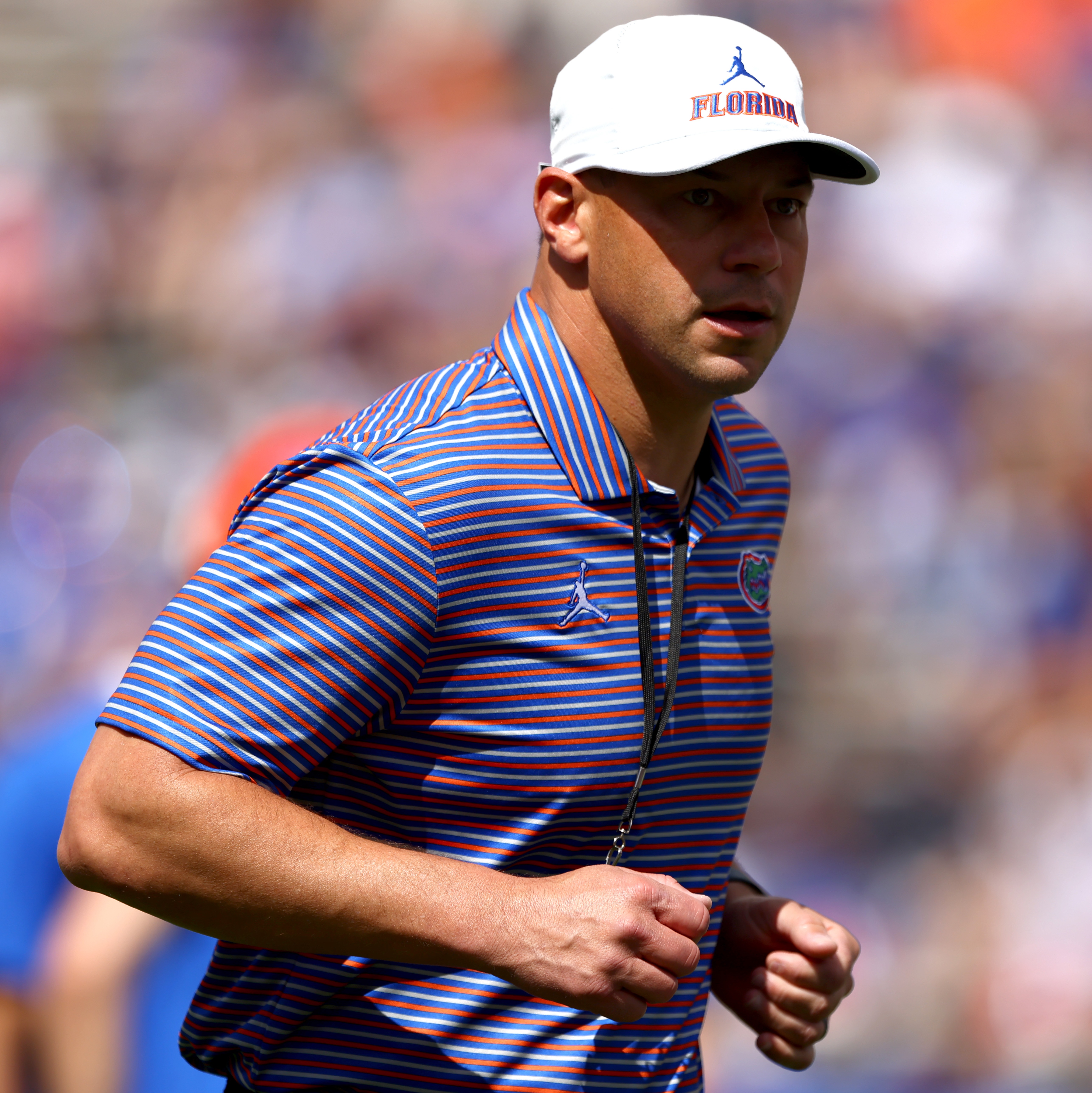 Jon Sumrall saw his offseason situation as different from Lane Kiffin's episode artwork