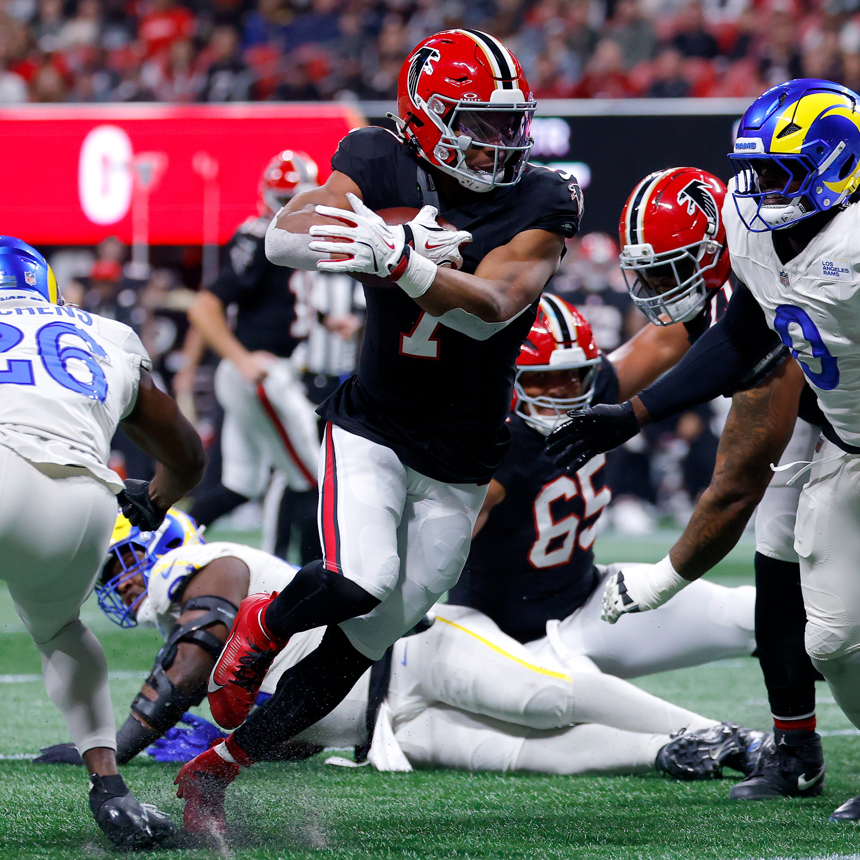 The Falcons believe Bijan Robinson is a generational RB, and they paid him like it episode artwork