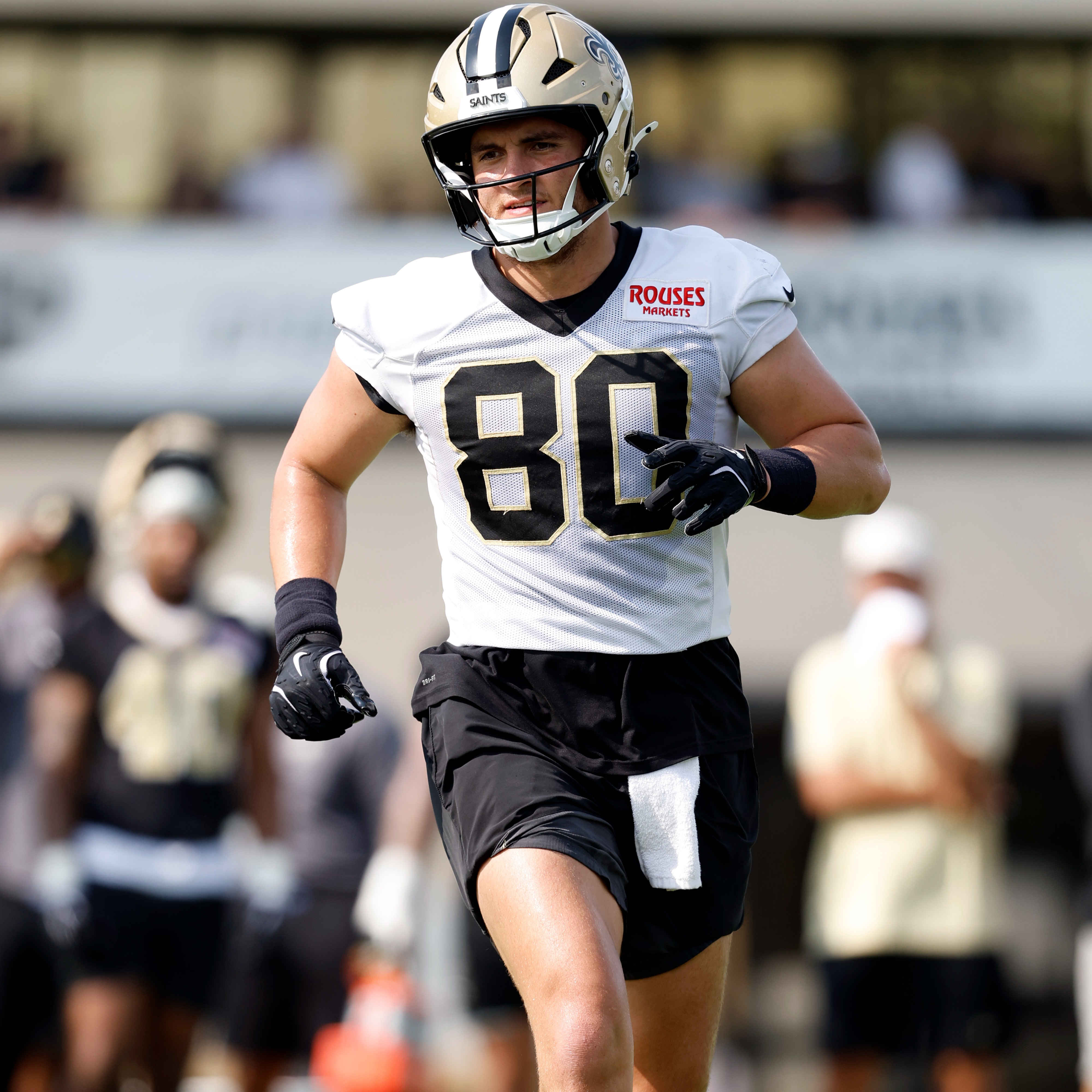 Bobby: The ball continues to find the Saints' tight ends at training camp episode artwork
