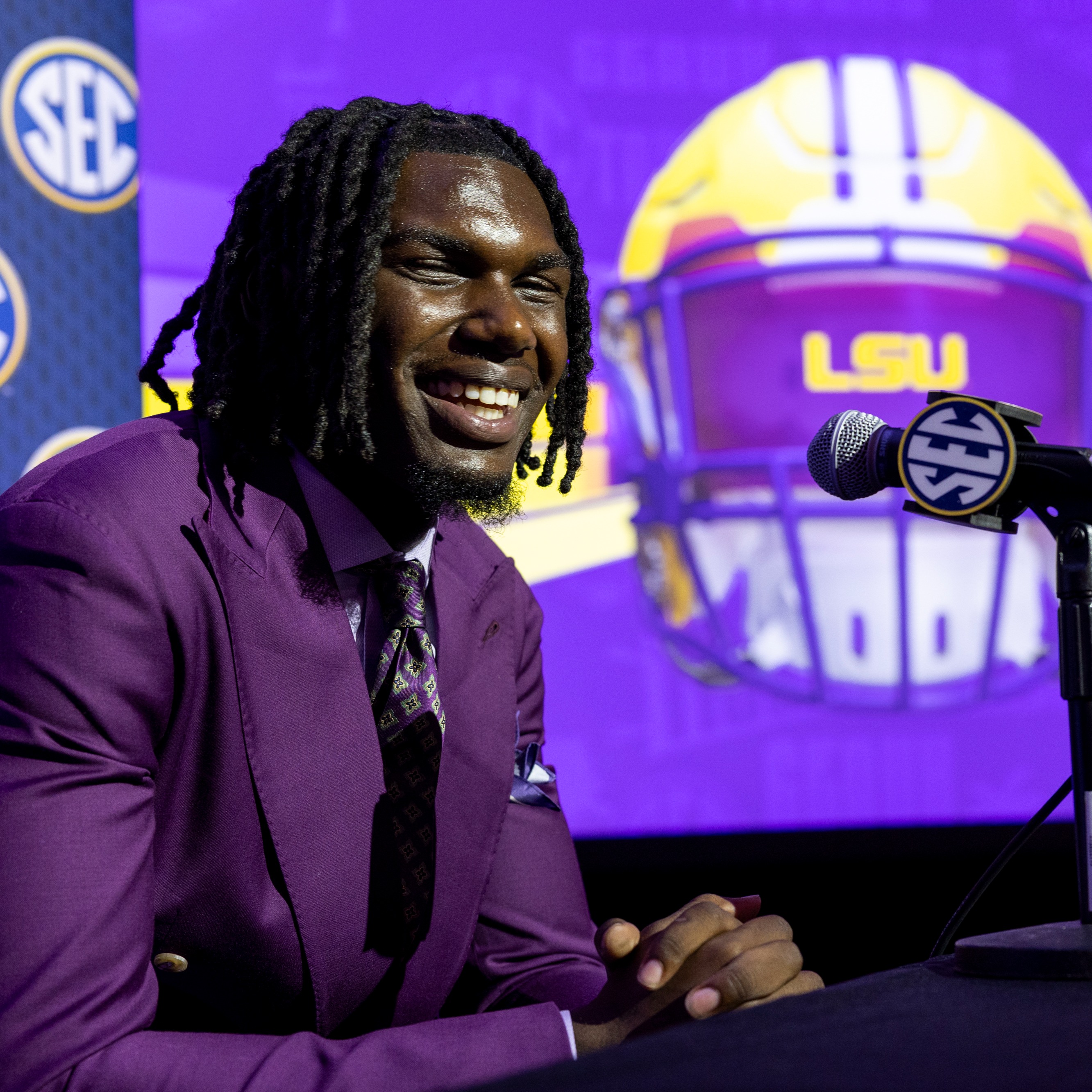 Trey'Dez Green could blossom into a superstar for LSU's offense this year episode artwork