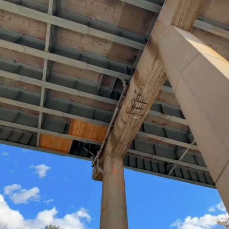 Brooklyn residents raise concerns over concrete falling from the Verrazzano Bridge Brooklyn residents raise concerns over concrete falling from the Verrazzano Bridge