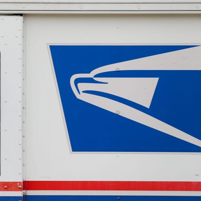 US postal worker accused of breaking man out of ICE custody on LI