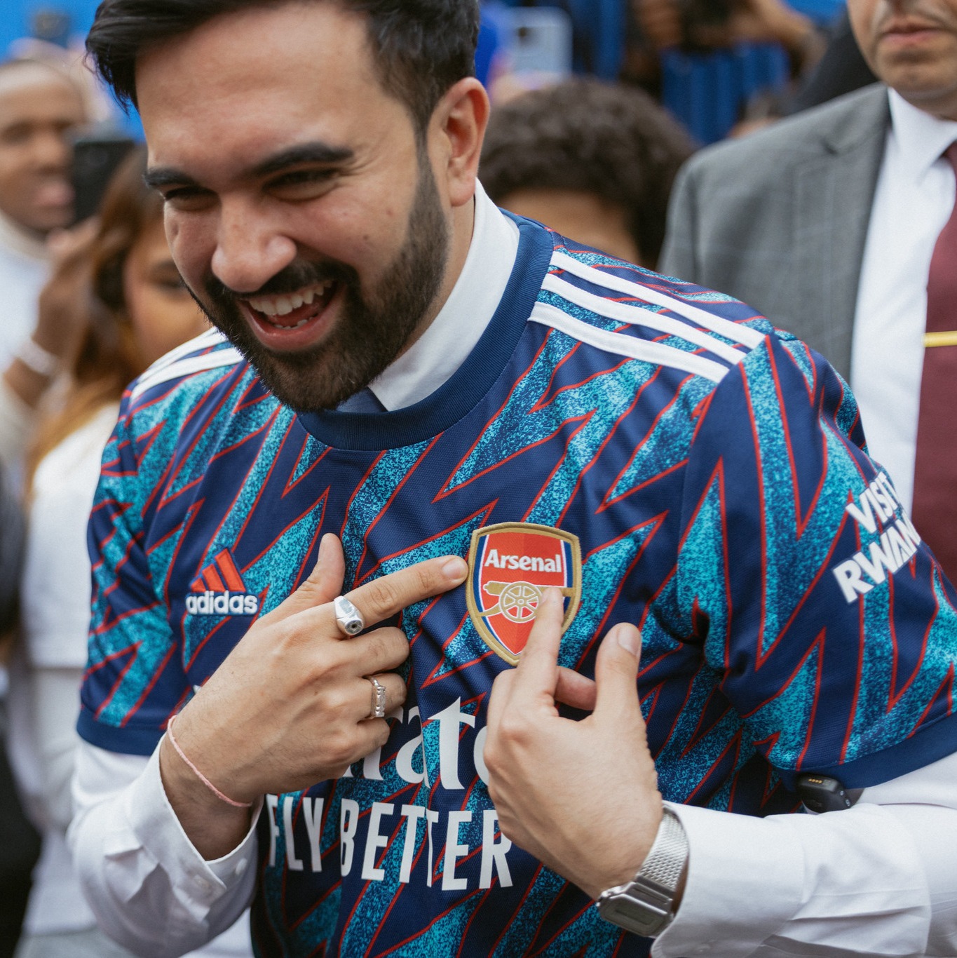 Mamdani unveils World Cup 'passport' for NYC episode artwork