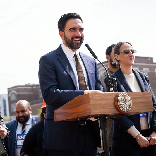 Mamdani announces second city-run grocery store in Hunts Point episode artwork