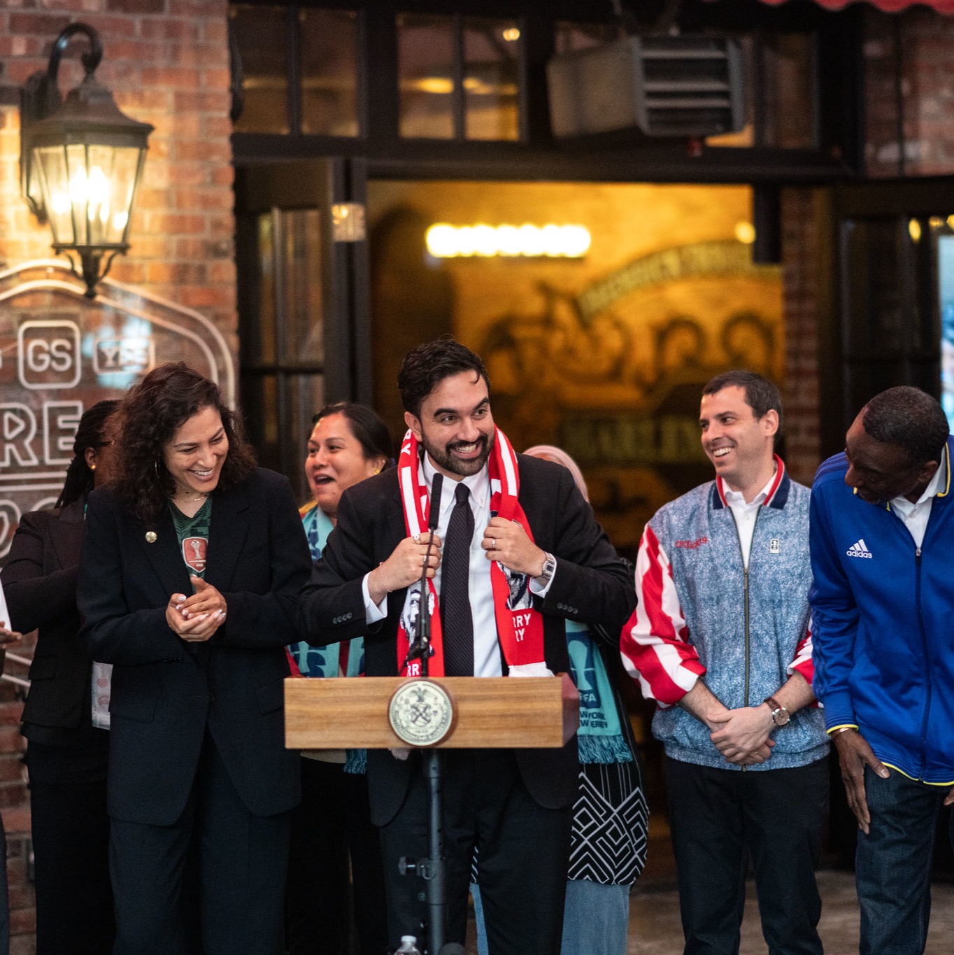 Mamdani says New Yorkers can enter a lottery for $50 World Cup tickets episode artwork
