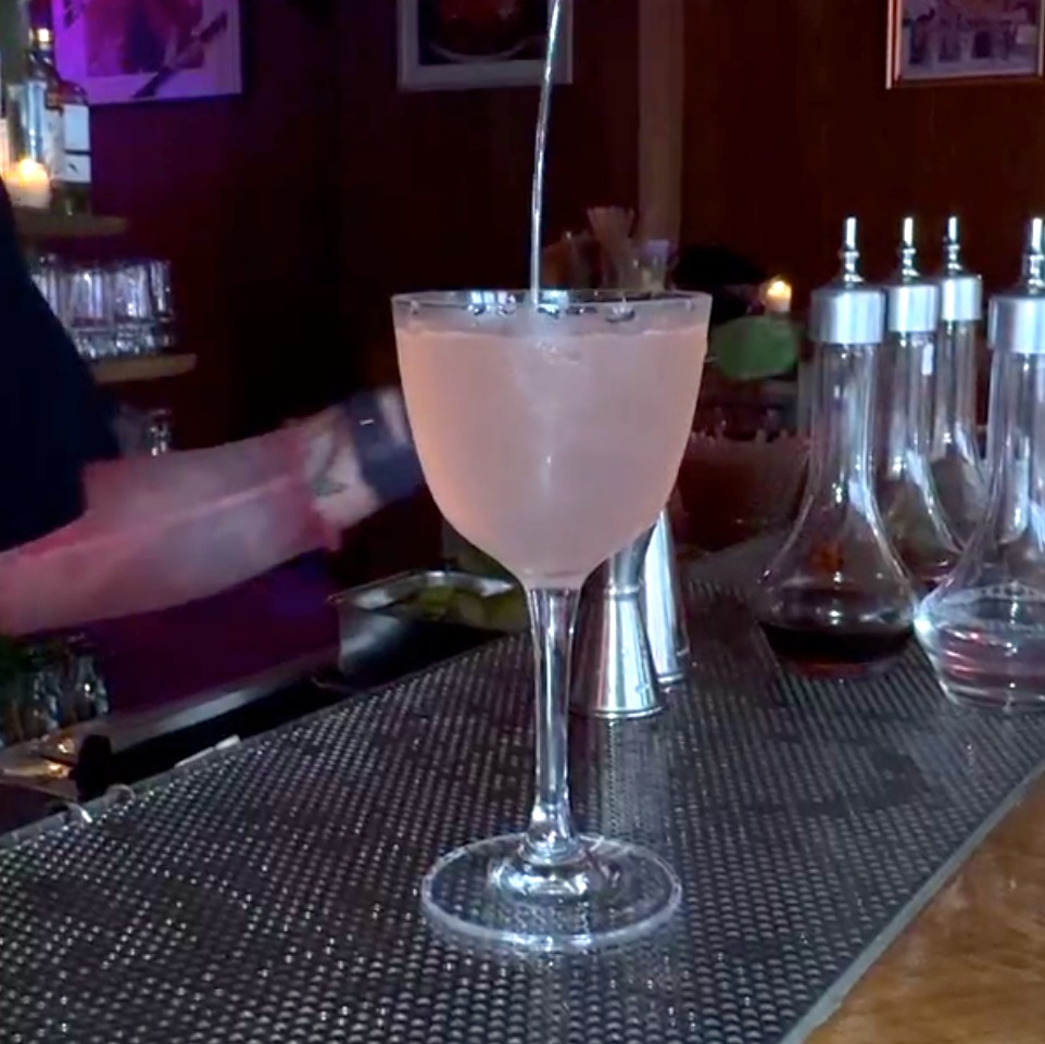 Six NYC bars have been voted the best in the country episode artwork