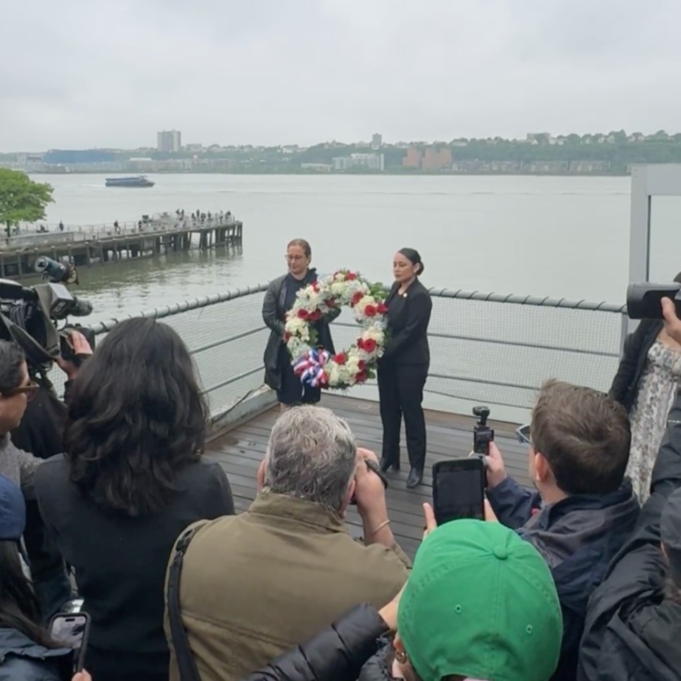 Veterans, service members and leaders gather at the Intrepid Museum for Memorial Day ceremony episode artwork