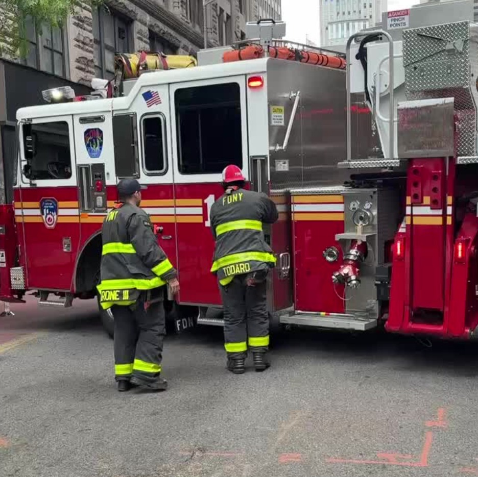 FDNY union, NYC officials push to restore 5-person crews to engines episode artwork